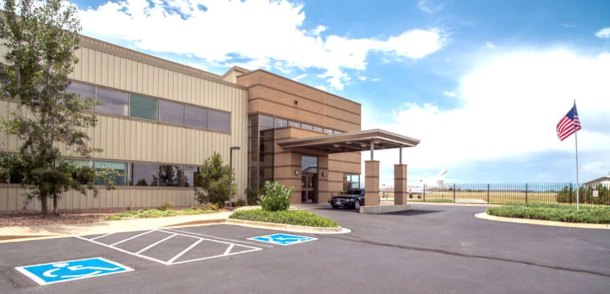 International jet Exterior